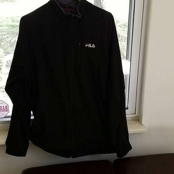 Men's Fila lightweight jacket.  Size L - Picture 1 of 6